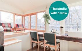 The Amsterdam Houseboat Family - De Jordaan
